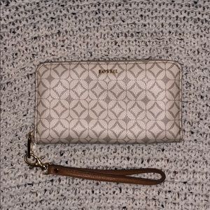 Fossil wristlet with phone pouch
